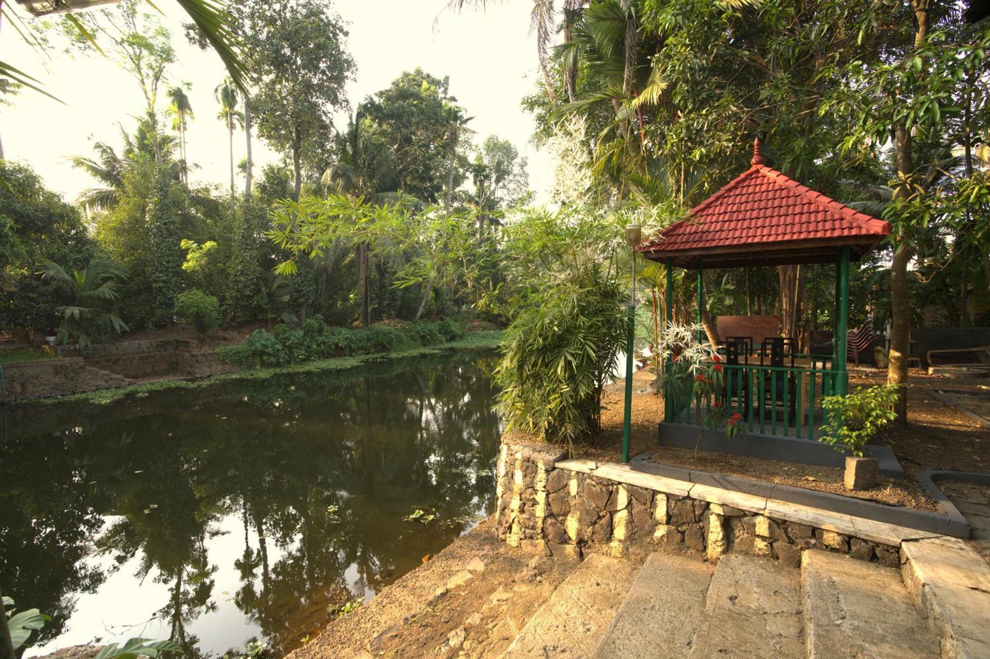 Garggi Backwater Retreat Hotel Kottayam Exterior foto